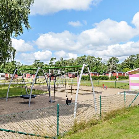 First Camp Karlstorp-האלמסטד מראה חיצוני תמונה
