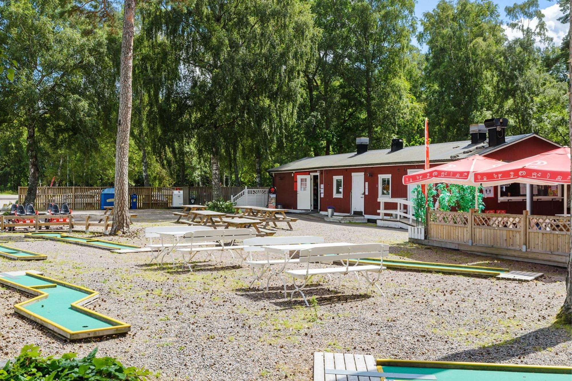 First Camp Karlstorp-האלמסטד מראה חיצוני תמונה