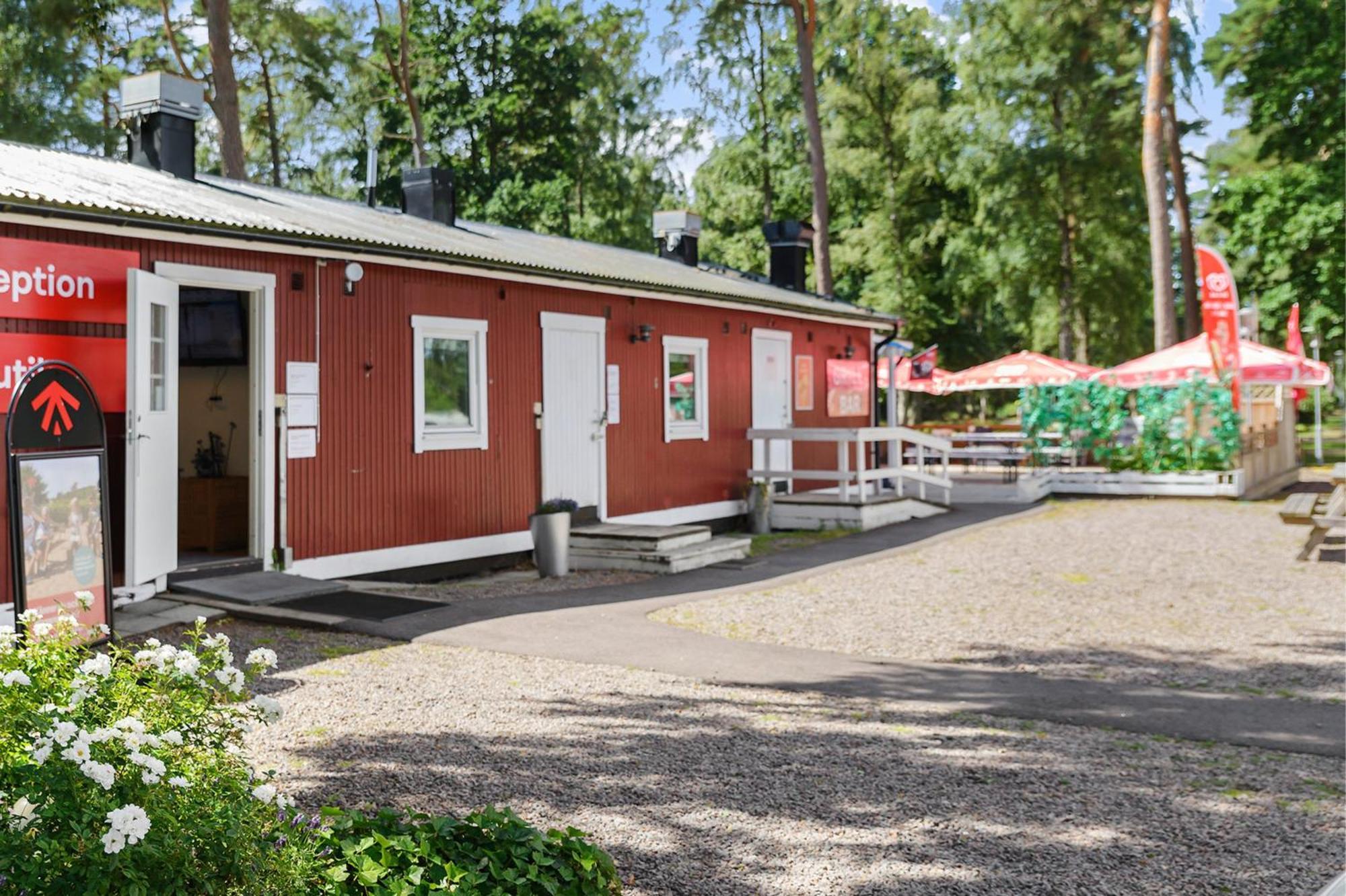 First Camp Karlstorp-האלמסטד מראה חיצוני תמונה